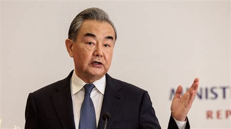 Wang Yi Says China Supports Reconciliation Among Palestinian Factions