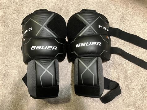 Bauer Pro Goalie Knee Pads Sidelineswap