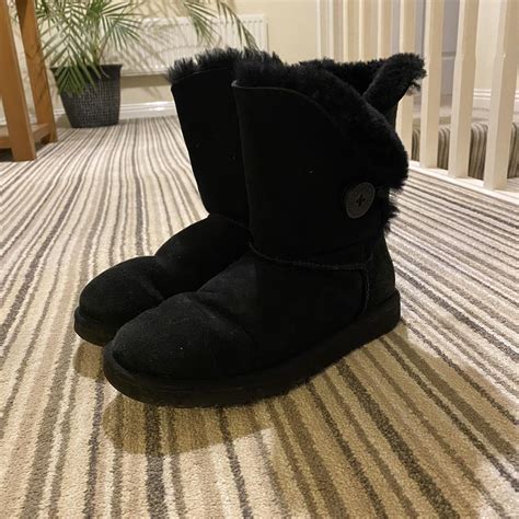 UGG Women's Black Boots | Depop