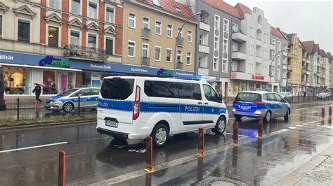 Berlin Überfall auf Geldtransporter Fluchtfahrzeug angezündet