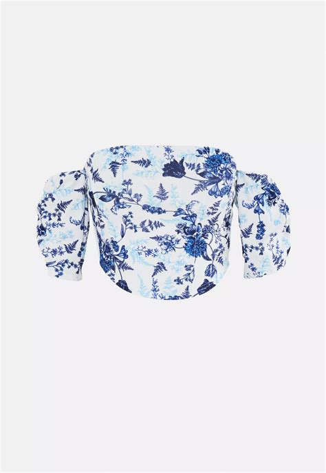 Kylie Jenner S Bff Stassie Shares Naked Photo From Hot Tub Daily Mail Online