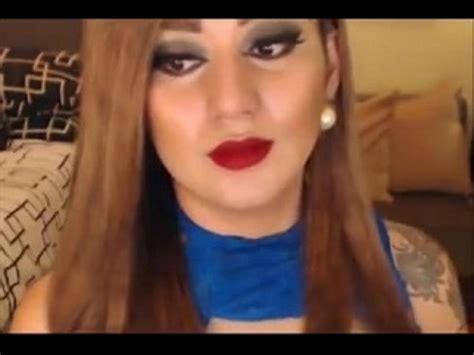 Busty Babe Strokes Off Cam Free Shemale Cam Porn TRANNYCAMS69 XVIDEOS