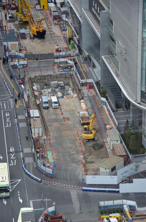 大阪駅前地下道改良事業 東西地下道（都市計画道路大阪駅前1号線）の拡幅整備 2017年2月3日の建設状況 陽は西から昇る！ 関西のプロジェクト探訪