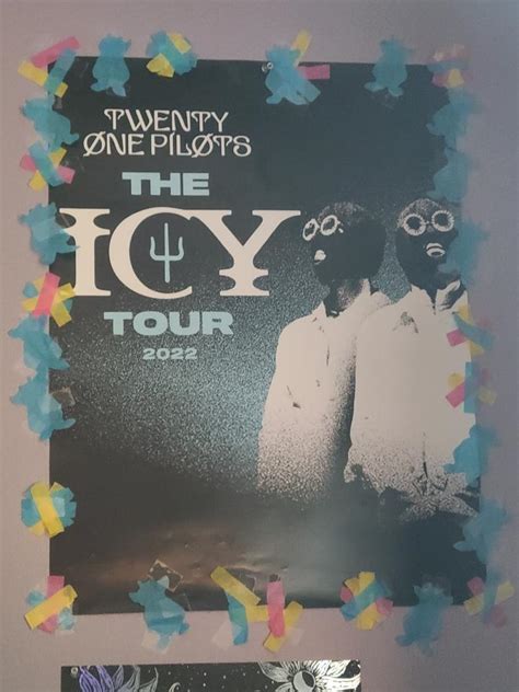 I Got An Icy Tour Poster And Framed It In Confetti From My Show Rtwentyonepilots