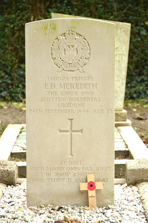 Schalkwijk Protestant Churchyard World War Two Cemeteries A