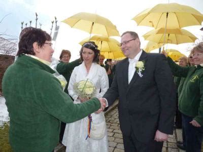 Stefanie und Michael Dötzlhofer gaben sich das Ja Wort Gemeinde