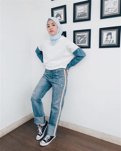 10 Inspirasi Outfit Sporty Untuk Perempuan Berhijab