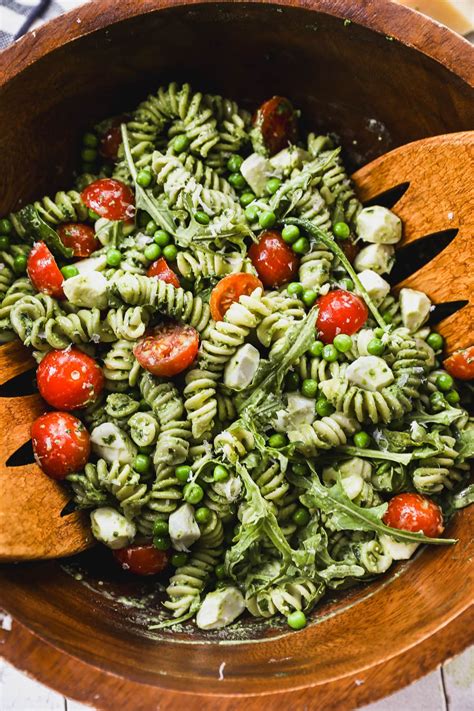 Pesto Pasta Salad – WellPlated.com