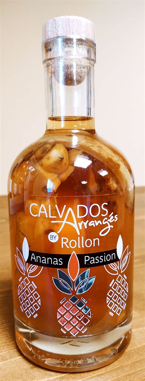 Kaufen Sie Arrangierter Calvados Von Rollon Pineapple Passion 35cl Zu Großhandelspreisen