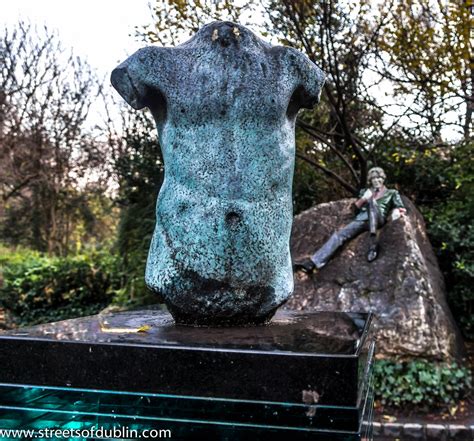 The Oscar Wilde Memorial In Merrion Square Dublin Flickr