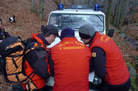 Escursionista Disperso Sulle Montagne Di Erto Si Cerca Un 35enne D Treviso