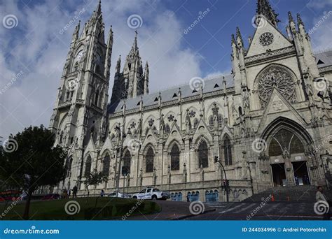 A Basílica Do Nacional é Uma Igreja Católica Romana Localizada No