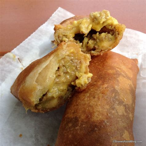 Review Cheeseburger Spring Rolls At Magic Kingdom S Adventureland Egg Roll Wagon The Disney