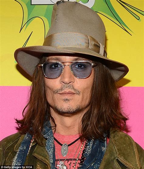 Johnny Depp Reveals The Real Reason Behind His Famous Tinted Glasses Daily Mail Online