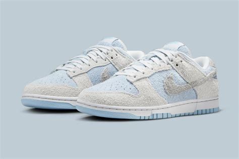 Nike Dunk Low Wmns Photon Dust Light Armory Blue