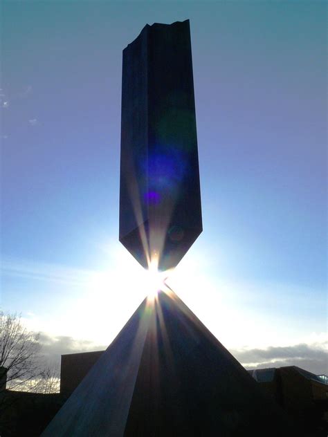 Barnett Newman S Broken Obelisk On A Fine Sunny Afternoo Flickr