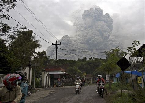 Dangerous volcanoes around the world