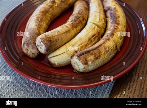 Nigerian Roasted Plantains Boli Ready To Eat Stock Photo Alamy