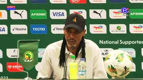 Rigobert Song face à la pression avant le match contre les Scorpions de