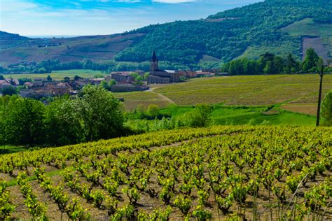 Les 12 villages à visiter absolument en Auvergne Rhône Alpes