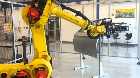 Fanuc Spot Welding Robot / FANUC S-430iW spot welding robot | Inter-plast : Fanuc spot welding ...