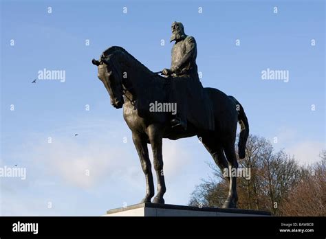 Estatua De Leopoldo Ii Fotograf As E Im Genes De Alta Resoluci N Alamy