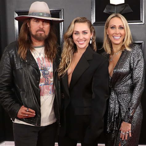 The Cyrus Family: Complete Guide to Miley, Noah, Billy Ray, More - JoltVibe