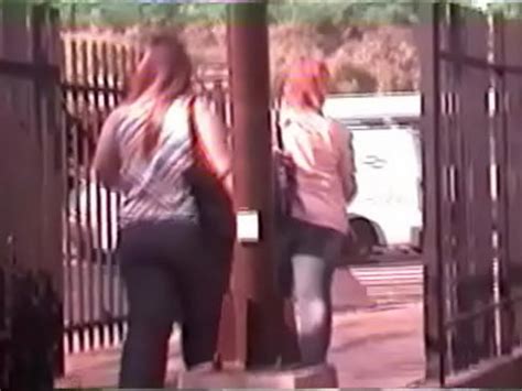 Nalgona Como Lo Mueve XVIDEOS