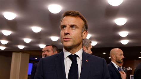 La demande de destitution d Emmanuel Macron sera examinée le 2 octobre