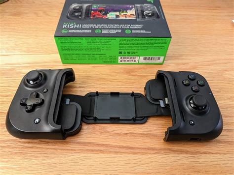 Razer Kishi Mobile Game Controller Gamepad Designed For Android USB C