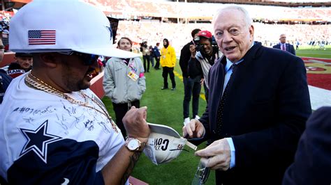 Jerry Jones compares Cowboys' Super Bowl drought to 49ers'