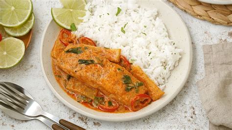 Creamy Thai Salmon Curry In Mins Youtube