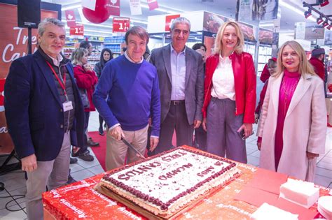 El Alcampo de Avenida de Viñuelas celebra su 20 aniversario