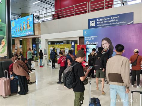 Stasiun Di Jakarta Mulai Dipadati Pemudik Pilih Pulang Kampung Lebih Awal