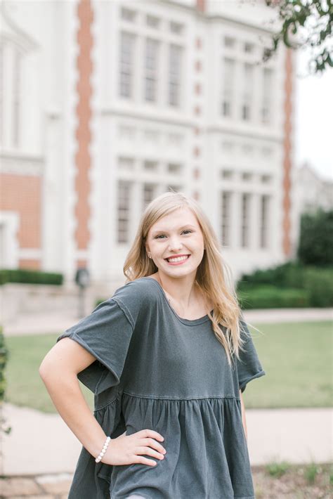 Hailey - 2019 Davis Senior Photos at the University of Oklahoma