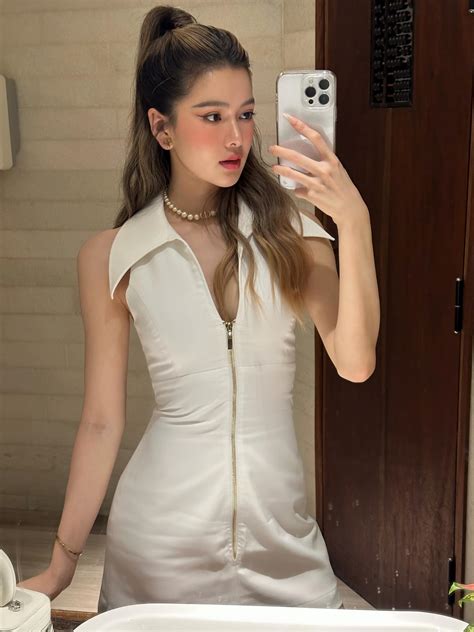Nhan sắc đời thường cực bén của 2 hot girl ở trọ được quan tâm nhất lúc này