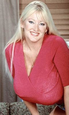 Kayla Kleevage Big Boob Heaven Txxx