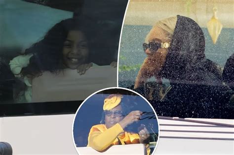 Beyoncé and Jay-Z rent bus for private tour of New York City with kids ...