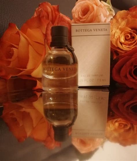 Bottega Veneta Bottega Veneta Parfum - ein es Parfum für Frauen 2011