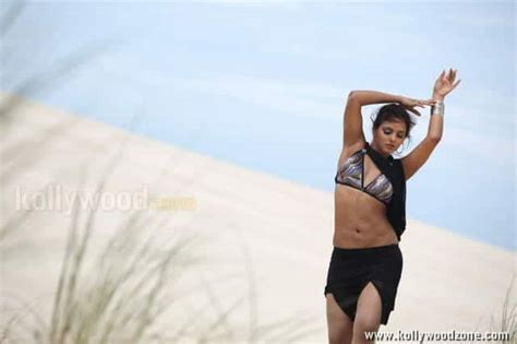 Hot Sexy Neetu Chandra Photos 60 208479 Kollywood Zone