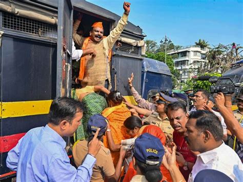 Maratha Reservation Protest News After Beed Violence Police Registered 141 Cases So Far 168