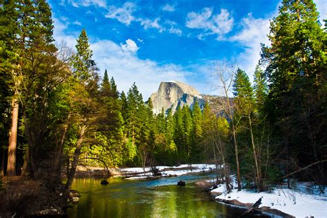 Winter Hiking in Yosemite | Scenic Wonders Yosemite Cabins & Vacation ...