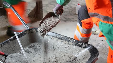 World’s first fully recycled concrete building | Holcim