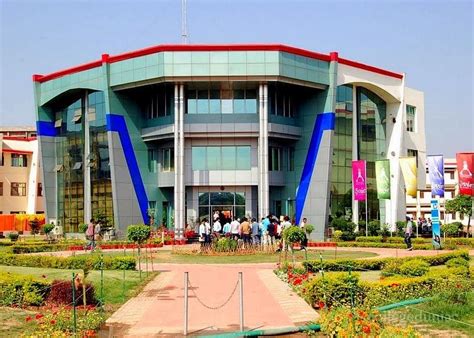 sviet  admission   fees eligibility application