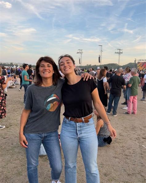 Photo Estelle Denis Et Sa Fille Victoire Taient Au Concert Des