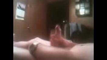 Yo masturbándome con una gran corrida XVIDEOS