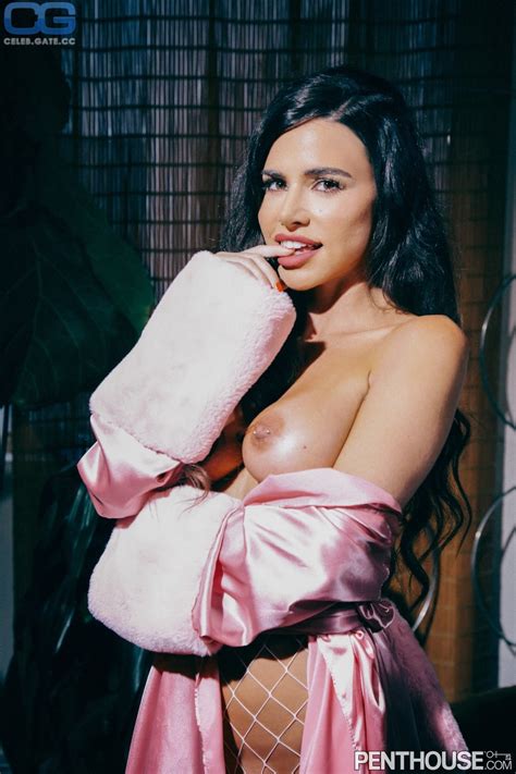 Suttin Suicide Nude Pictures Onlyfans Leaks Playboy Photos Sex Scene Uncensored