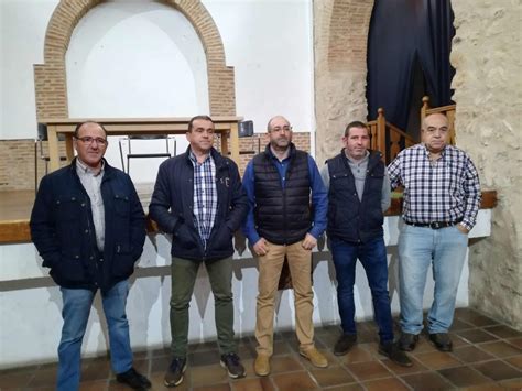 Agricultores y ganaderos deciden crear una asociación agraria