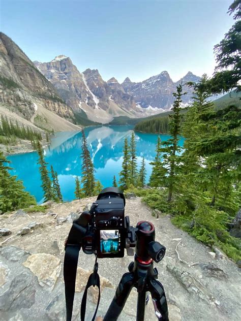 Guide To Visiting Moraine Lake Canada Diana S Healthy Living