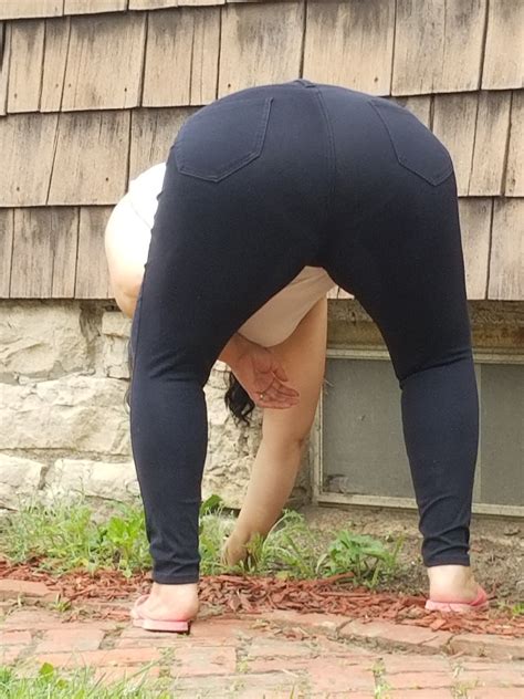 Neighbor Lady Thick Latina Milf Booty Forum